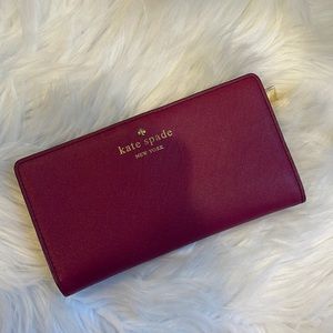 Kate Spade - Snap Wallet in Purple/Fuchsia